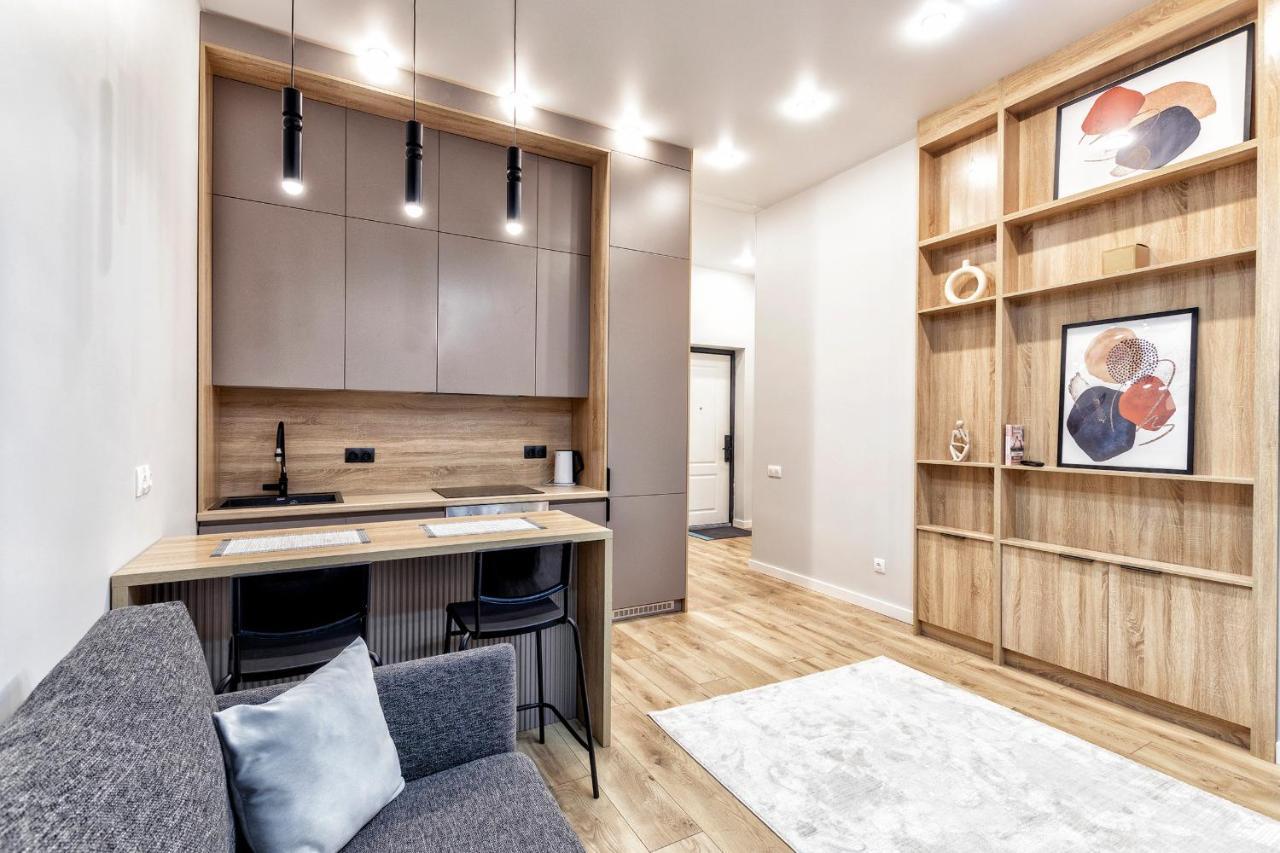 Aura Business Class Apartment アスターナ エクステリア 写真