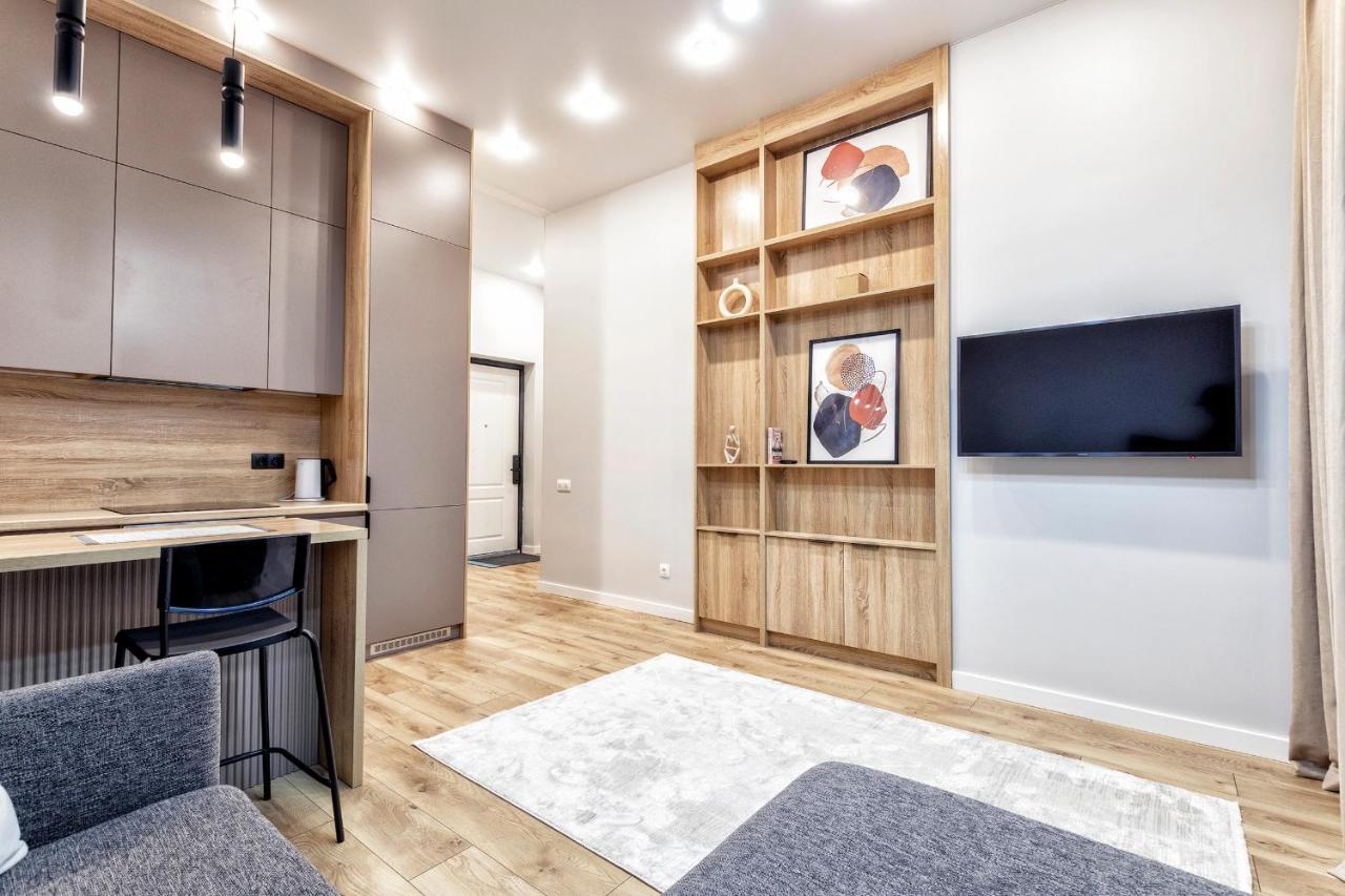 Aura Business Class Apartment アスターナ エクステリア 写真