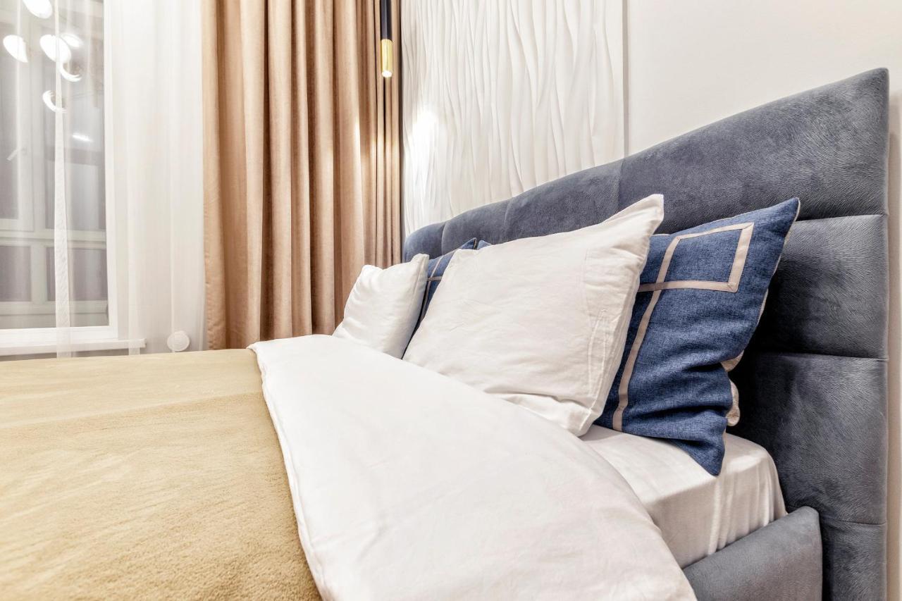 Aura Business Class Apartment アスターナ エクステリア 写真